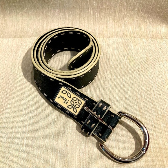 FOSSIL Leather White  Stitching Classic Vintage Look and Feel Belt - Picture 2 of 15